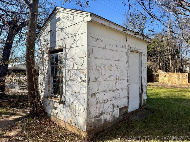 1519 Chickasaw Boulevard, Ardmore, OK 73401