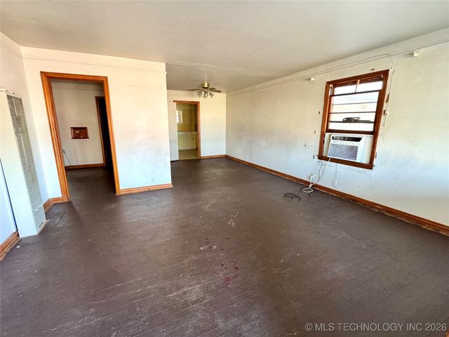 1519 Chickasaw Boulevard, Ardmore, OK 73401