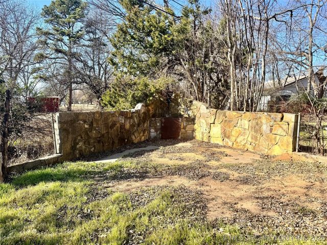 1519 Chickasaw Boulevard, Ardmore, OK 73401