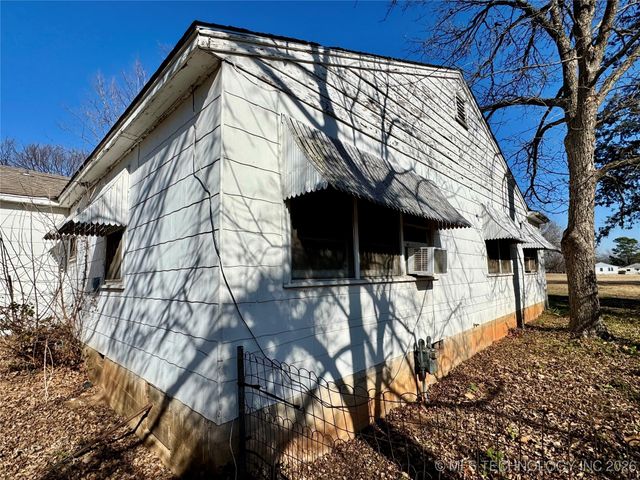 1519 Chickasaw Boulevard, Ardmore, OK 73401