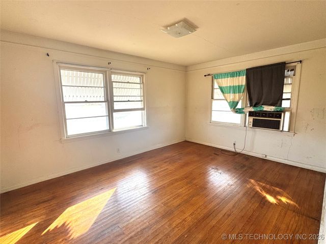 1519 Chickasaw Boulevard, Ardmore, OK 73401