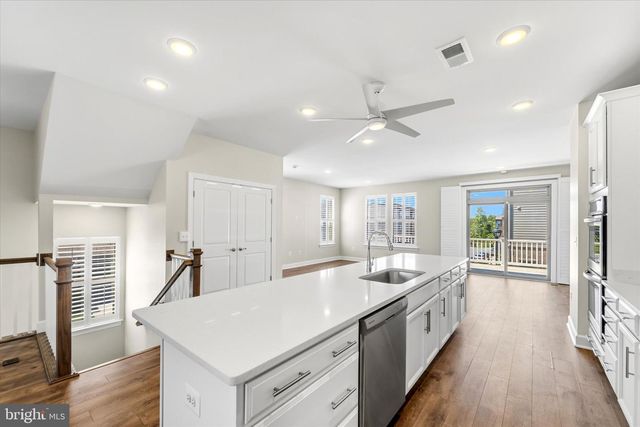 9828 BUCHANAN LOOP, Manassas, VA 20110