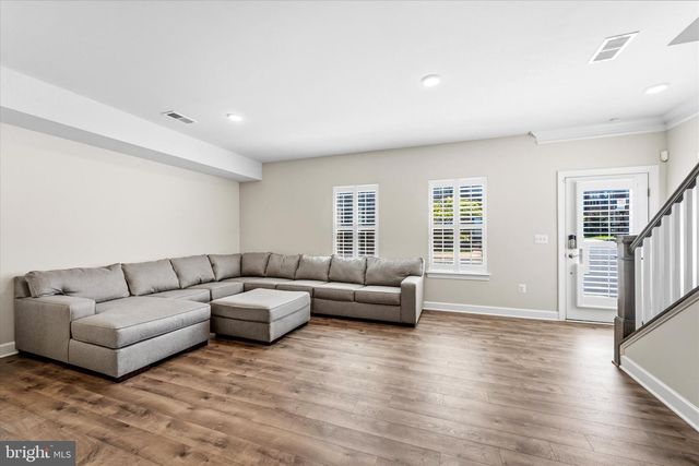 9828 BUCHANAN LOOP, Manassas, VA 20110