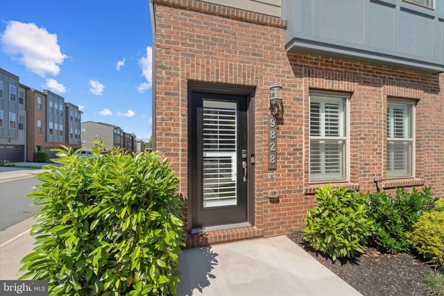9828 BUCHANAN LOOP, Manassas, VA 20110