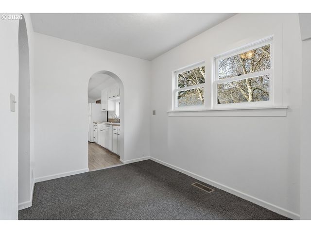 20350 Sw JOHNSON St, Beaverton, OR 97003