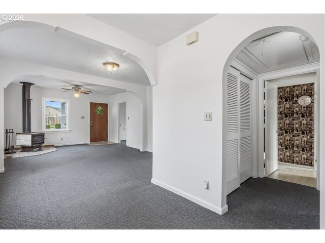 20350 Sw JOHNSON St, Beaverton, OR 97003