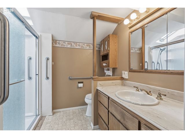 20350 Sw JOHNSON St, Beaverton, OR 97003