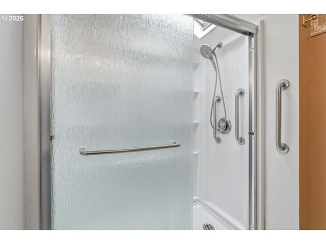 20350 Sw JOHNSON St, Beaverton, OR 97003