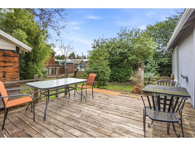 20350 Sw JOHNSON St, Beaverton, OR 97003