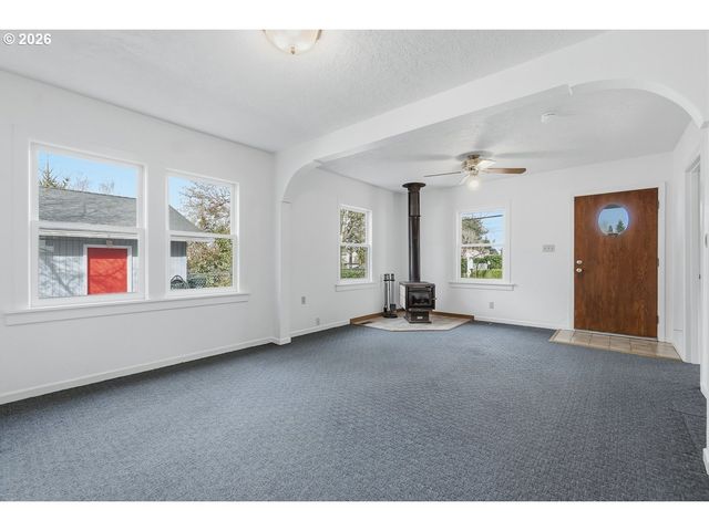 20350 Sw JOHNSON St, Beaverton, OR 97003