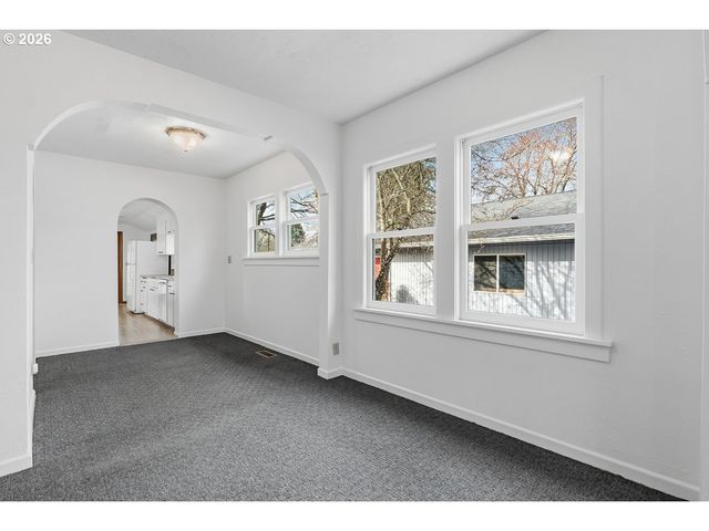 20350 Sw JOHNSON St, Beaverton, OR 97003