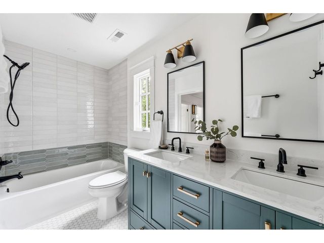 680 Albion St, Denver, CO 80220