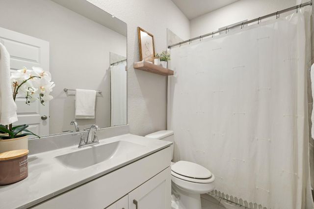 1136 Oak Chase WAY, Leander, TX 78641