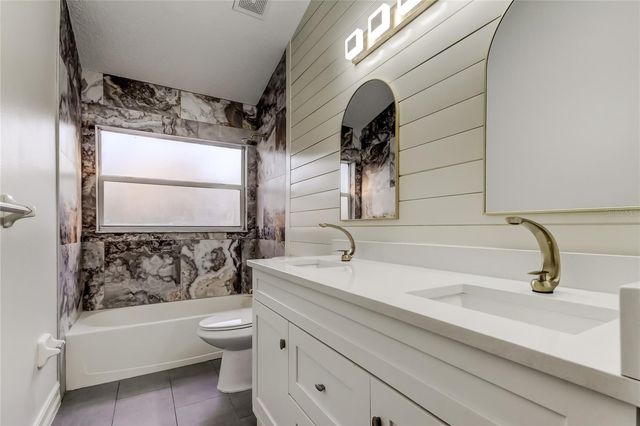 9311 HERITAGE OAK COURT, Tampa, FL 33647