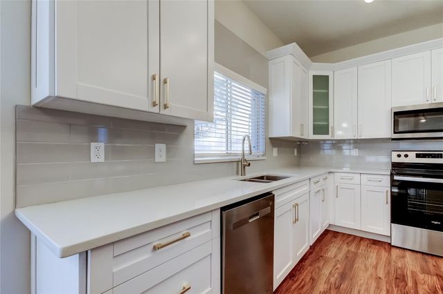 9311 HERITAGE OAK COURT, Tampa, FL 33647