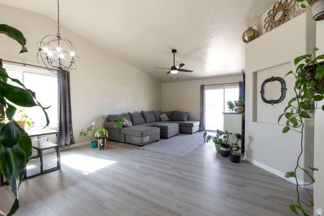 5207 MIDLAND DR, Roy, UT 84067