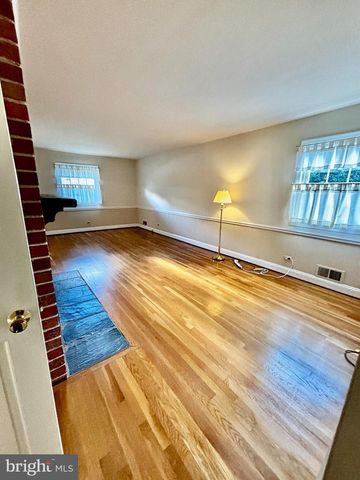 2811 CALVERTON BLVD, Silver Spring, MD 20904