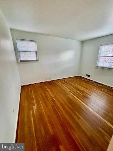 2811 CALVERTON BLVD, Silver Spring, MD 20904