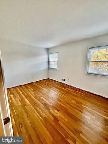 2811 CALVERTON BLVD, Silver Spring, MD 20904