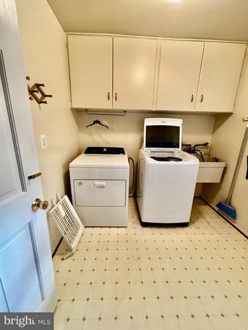 2811 CALVERTON BLVD, Silver Spring, MD 20904