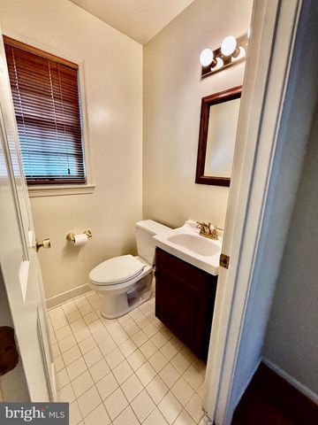 2811 CALVERTON BLVD, Silver Spring, MD 20904