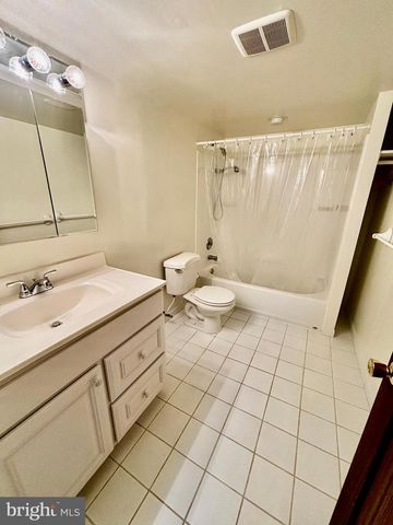 2811 CALVERTON BLVD, Silver Spring, MD 20904