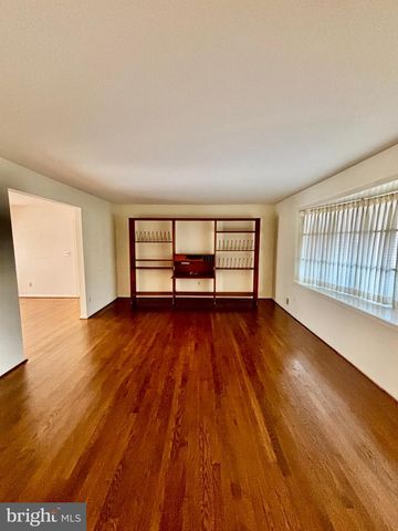 2811 CALVERTON BLVD, Silver Spring, MD 20904