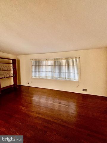 2811 CALVERTON BLVD, Silver Spring, MD 20904