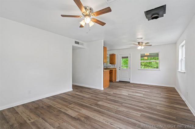 50272 568 Road, Colcord, OK 74338