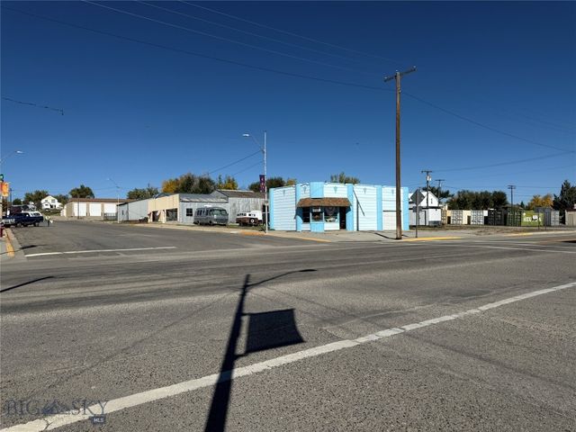 202 Central Avenue N, Harlowton, MT 59036 property photo