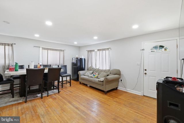 2607 LAKEHURST AVE, District Heights, MD 20747