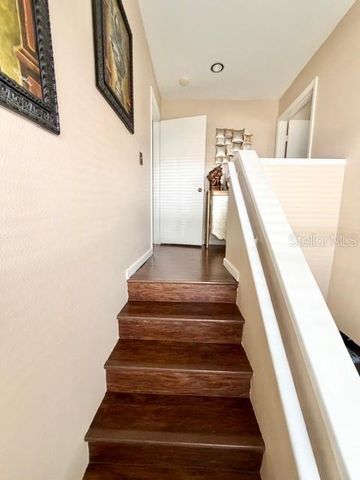 13020 LORNA PLACE, Tampa, FL 33618