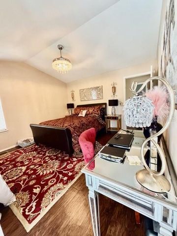 13020 LORNA PLACE, Tampa, FL 33618