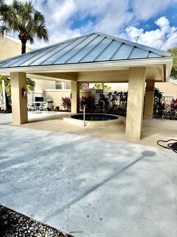 13020 LORNA PLACE, Tampa, FL 33618