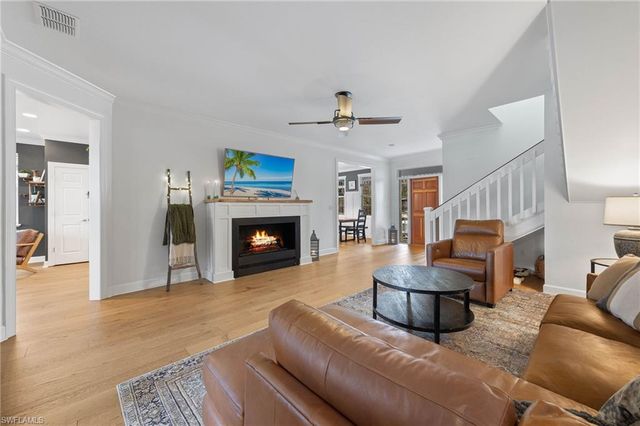 5271 Cherry Wood DR, Naples, FL 34119