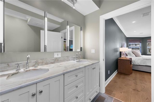 5271 Cherry Wood DR, Naples, FL 34119