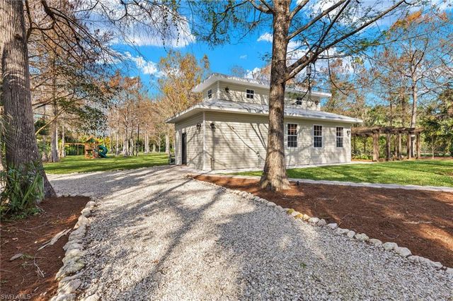 5271 Cherry Wood DR, Naples, FL 34119