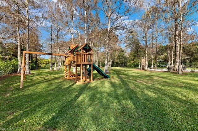 5271 Cherry Wood DR, Naples, FL 34119