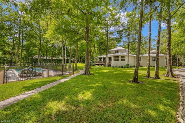 5271 Cherry Wood DR, Naples, FL 34119