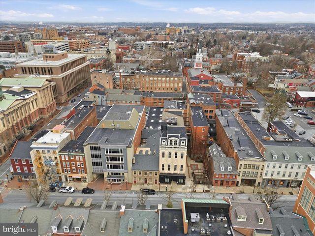 121-123 E KING ST, Lancaster, PA 17602