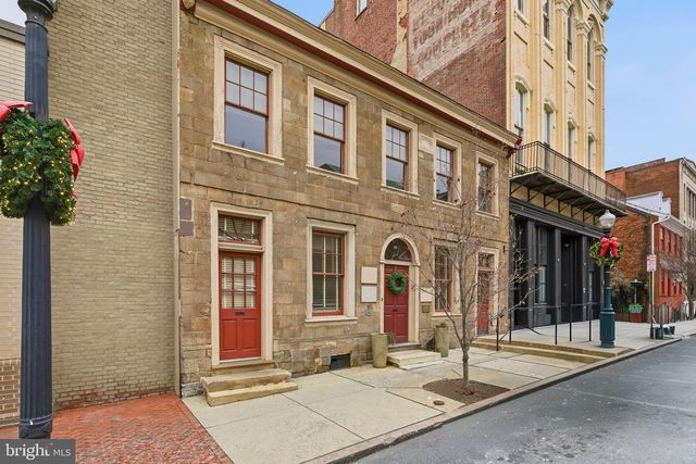 121-123 E KING ST, Lancaster, PA 17602