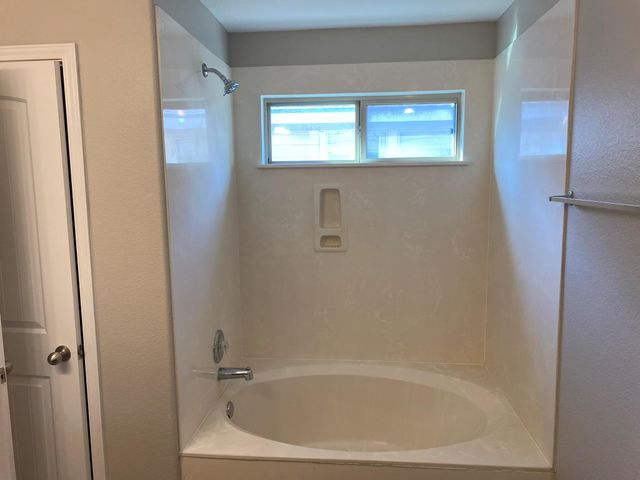 303 Old Peak RD, Georgetown, TX 78626