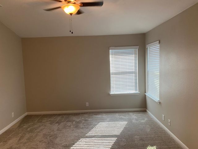 303 Old Peak RD, Georgetown, TX 78626