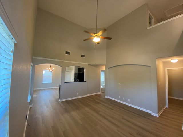 303 Old Peak RD, Georgetown, TX 78626