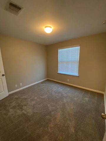 303 Old Peak RD, Georgetown, TX 78626