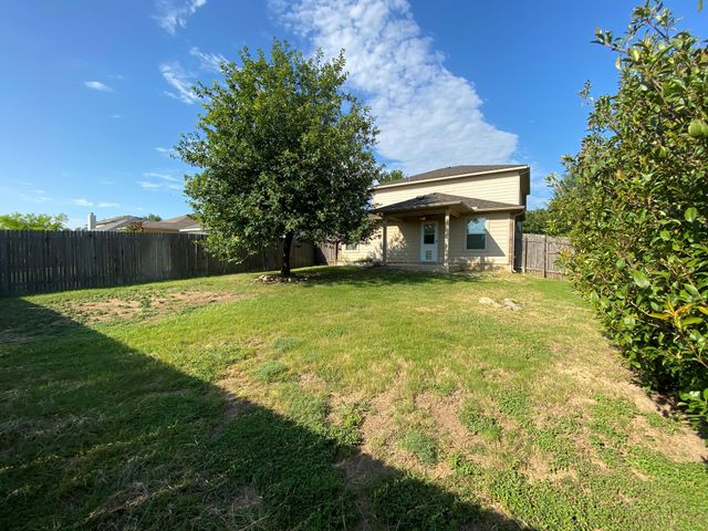 303 Old Peak RD, Georgetown, TX 78626