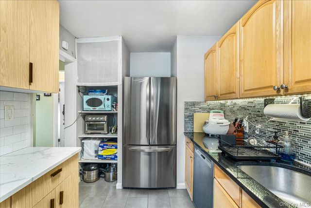 74-12 220th Street 335A1, Bayside, NY 11364