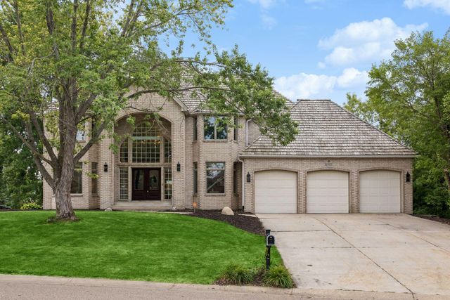 16905 45th Avenue N, Plymouth, MN 55446