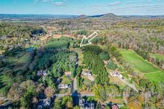 5 Spruce Hill Lane, Warwick, NY 10990