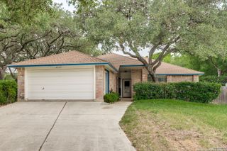 8763 Silent Oaks, San Antonio, TX 78250